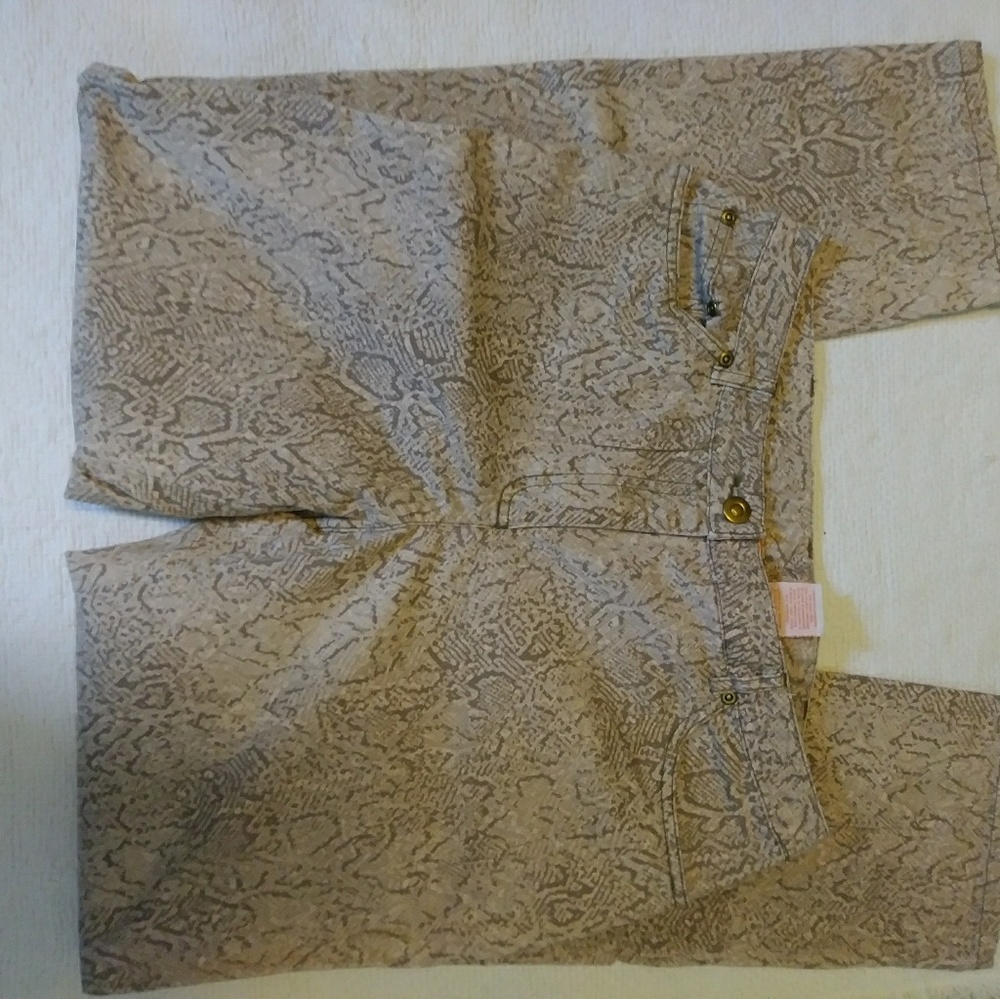 EUC! Snake skin print Pants